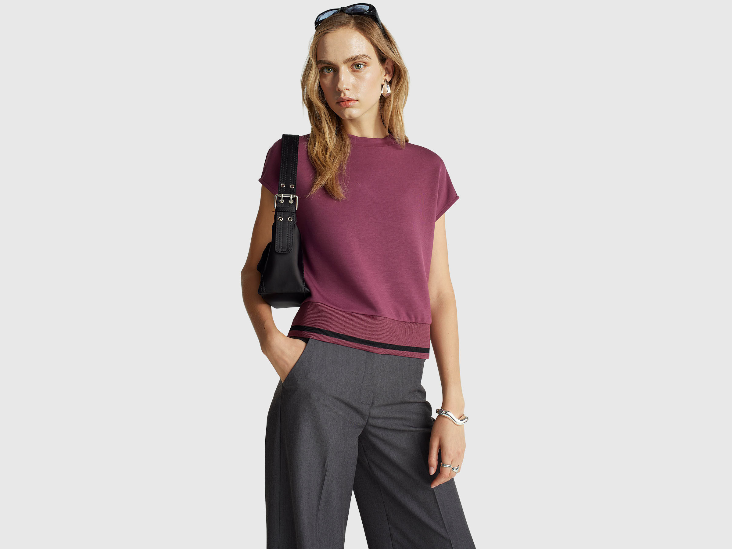 SLEEVELESS SWEATER Women image number 3