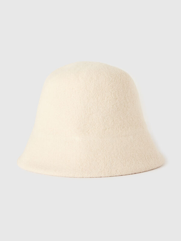 100% wool hat Women