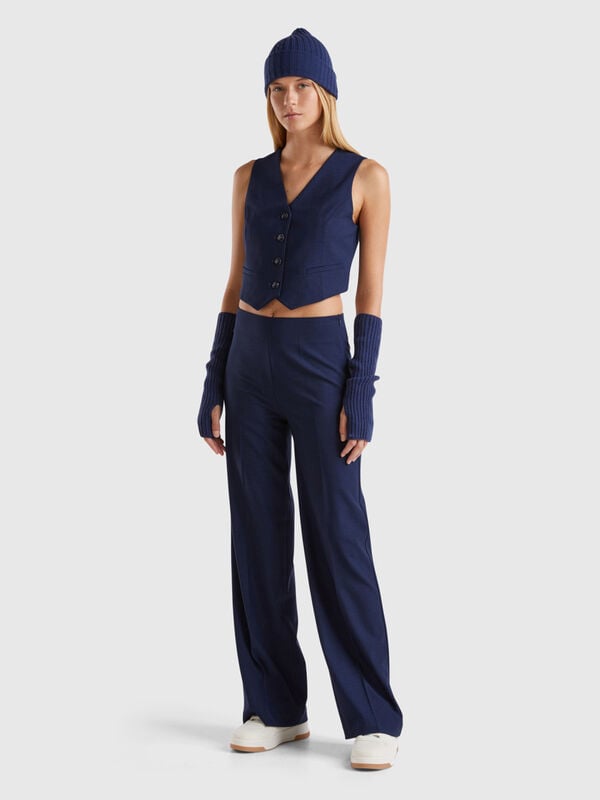 Flowy high-waisted trousers Women