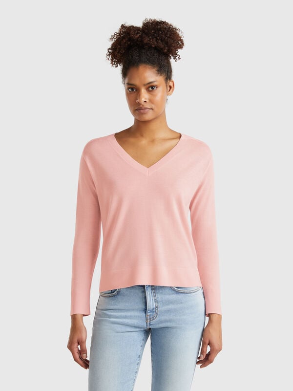 Sweater with V-neck in pure Merino wool Women