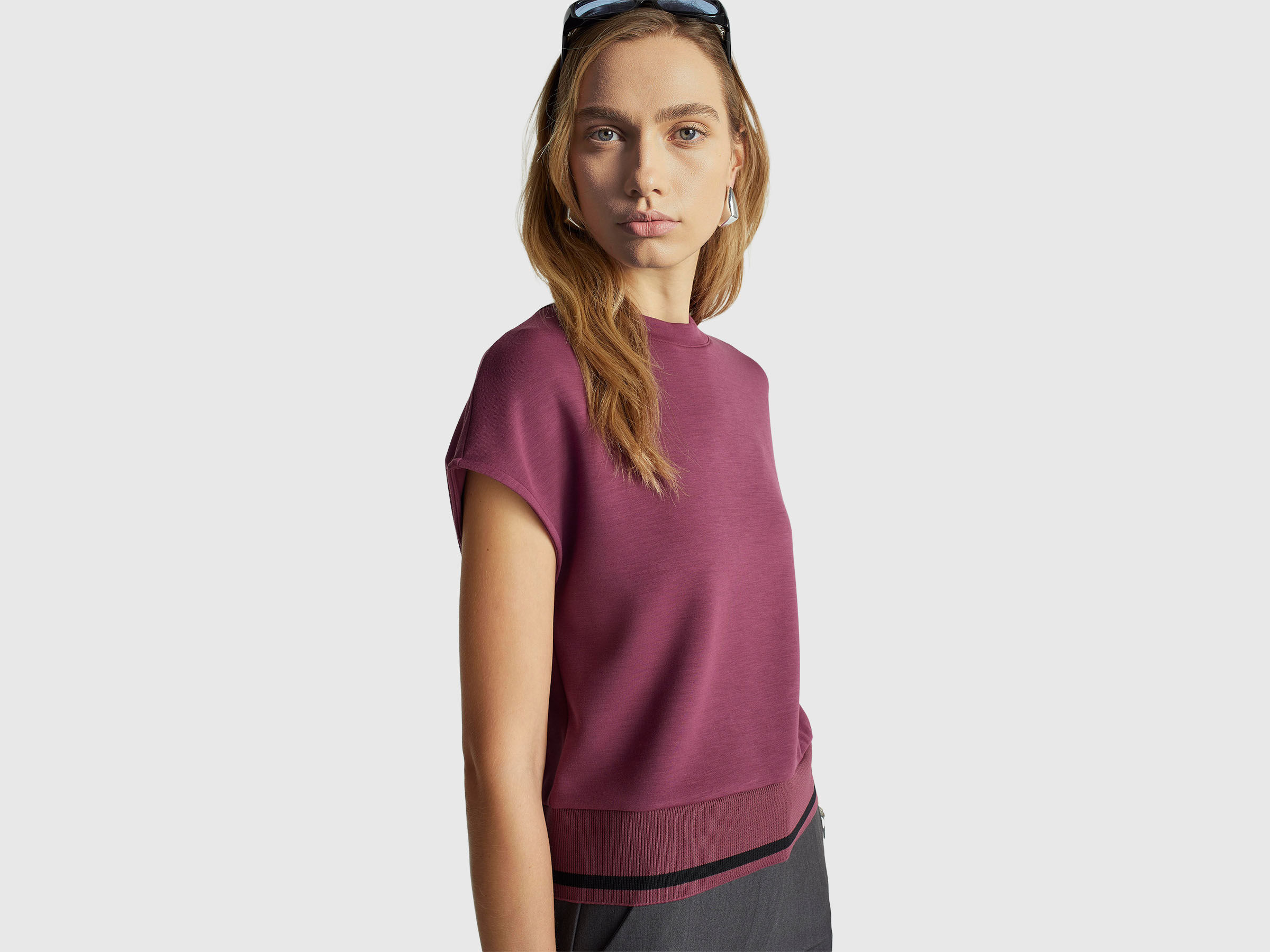 SLEEVELESS SWEATER Women image number 1