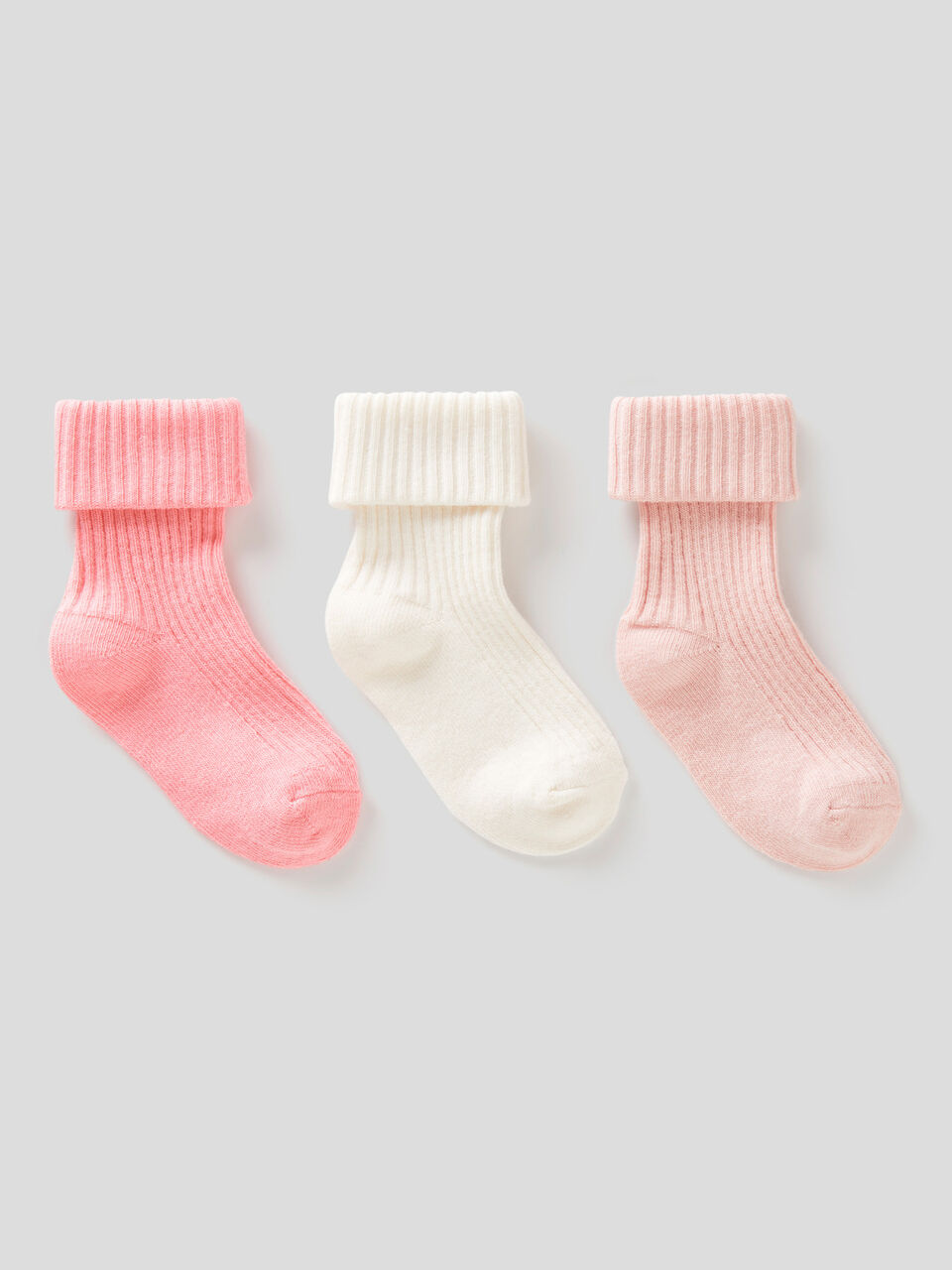 Socks set with curl image number 1