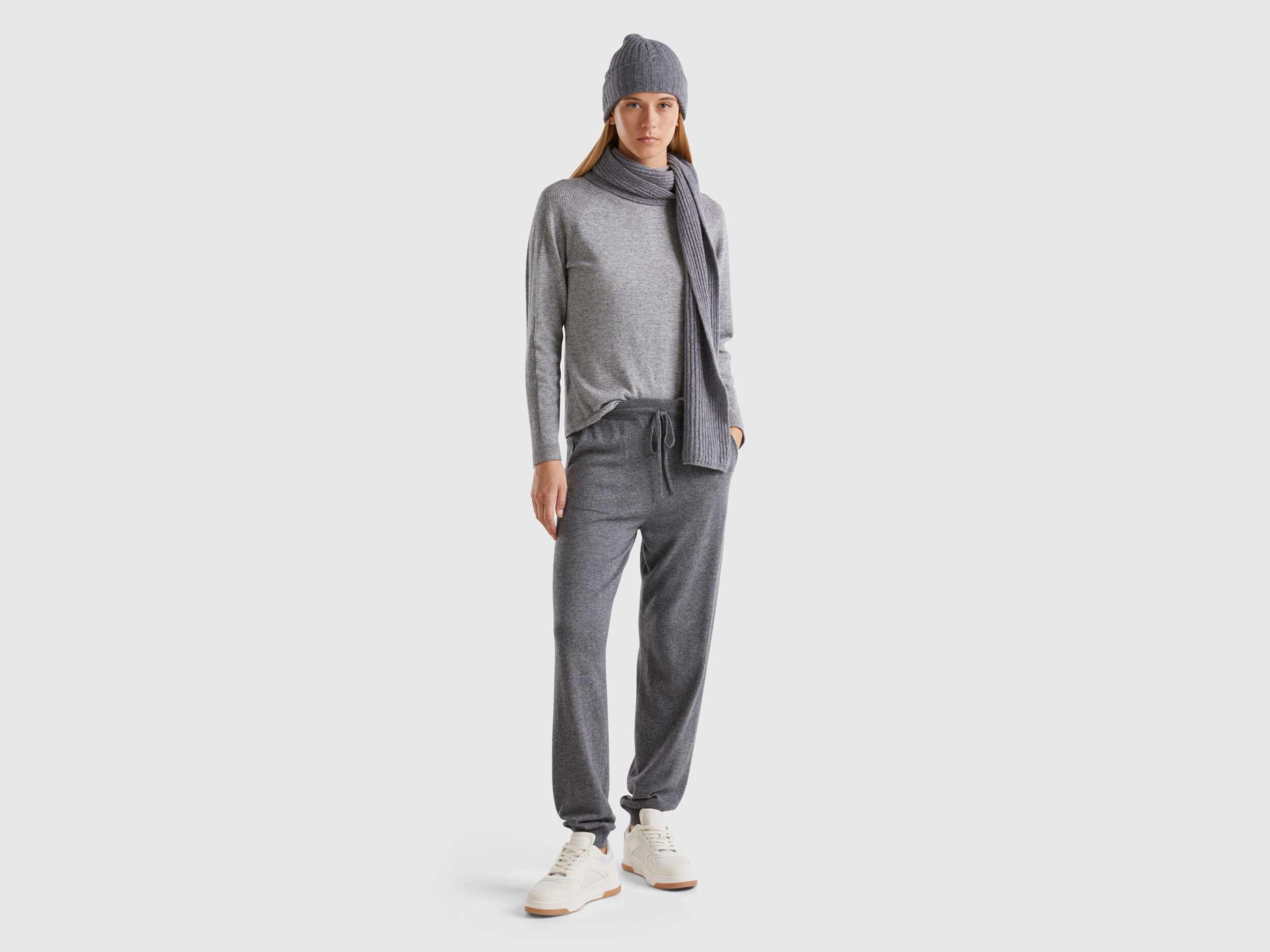 Women's relaxed fit sweatpants on sale