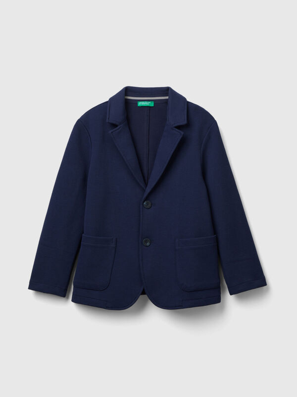 Slim fit blazer with pockets