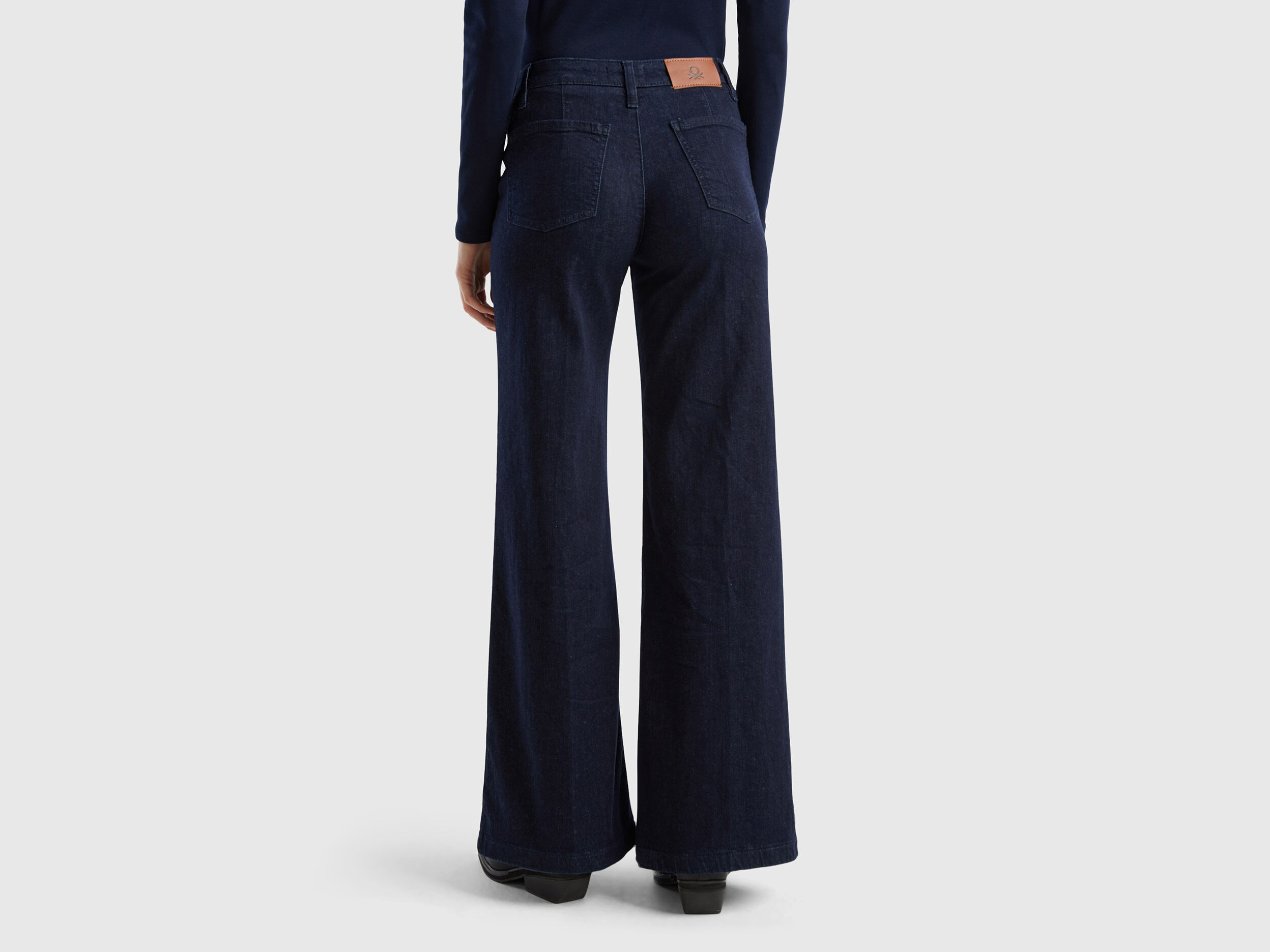 Flared jeans in stretch cotton