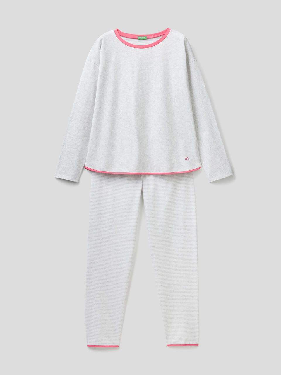 100% cotton pyjamas image number 1