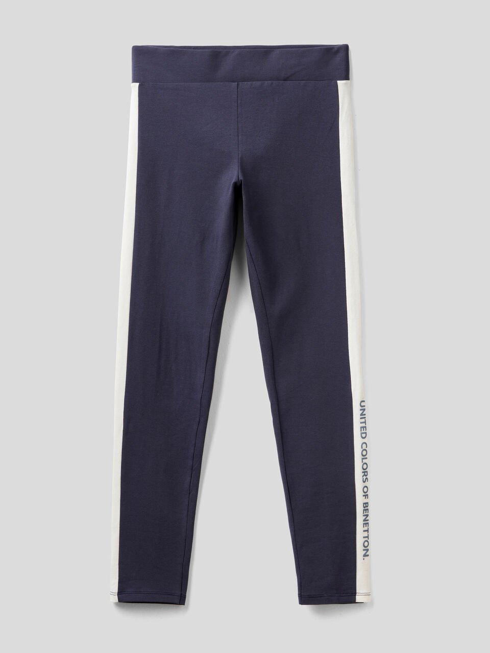 Sporty leggings with side bands image number 1