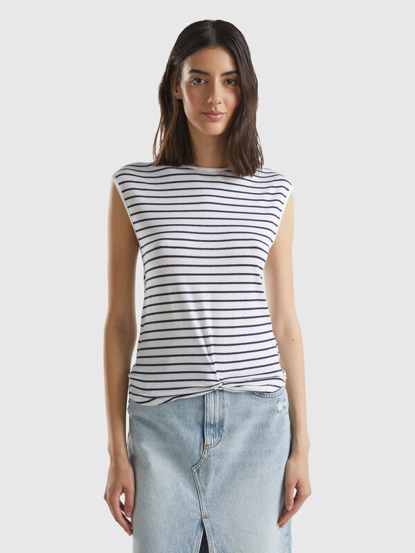 Striped t-shirt with knot Women