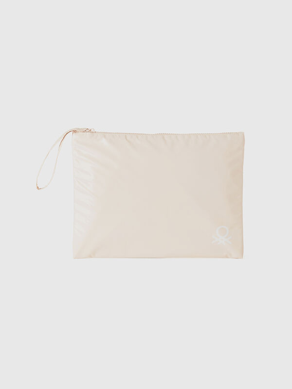 Large clutch with logo