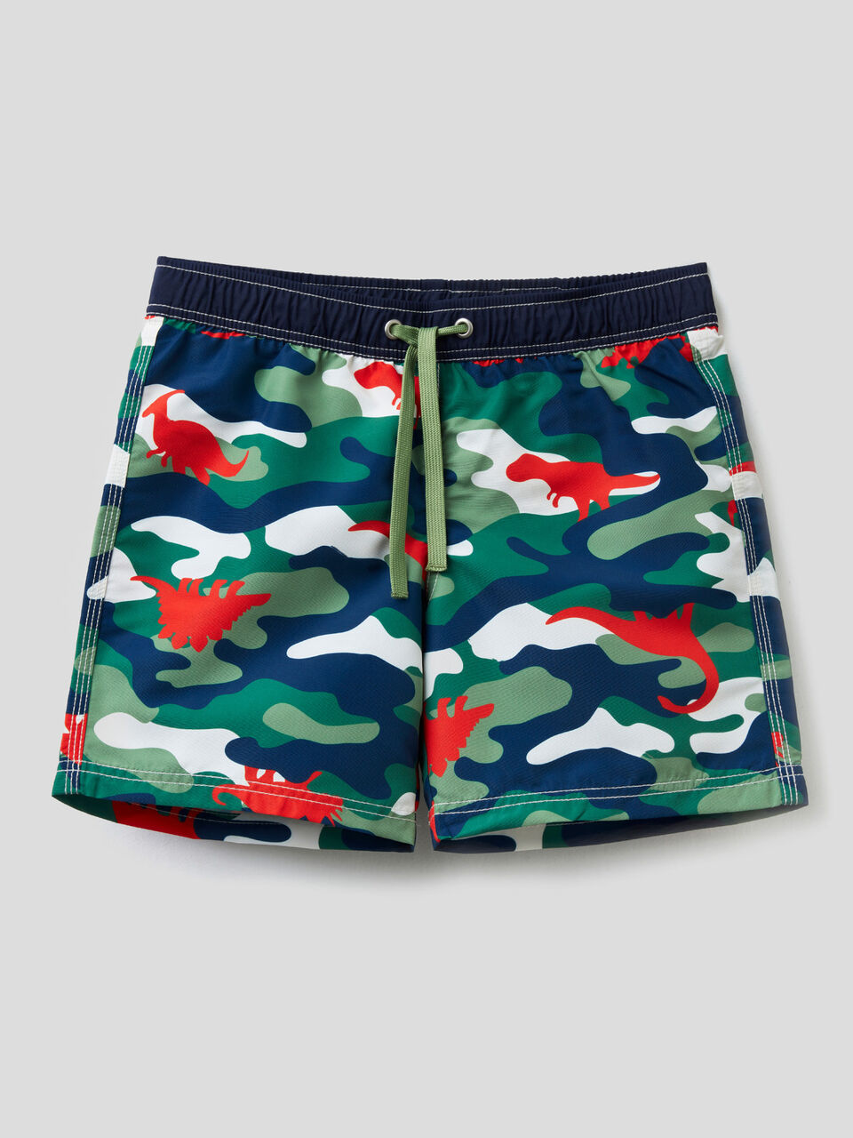Swim trunks with pattern print image number 1