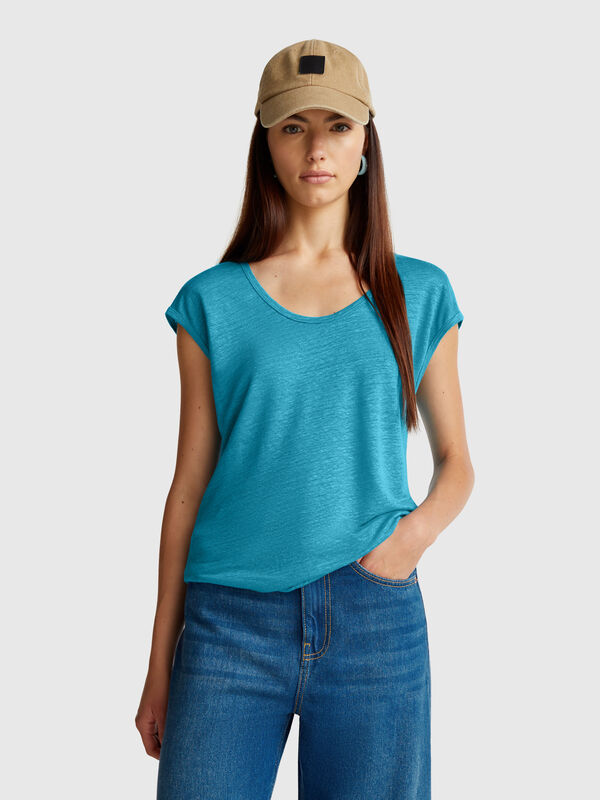 Wide neck t-shirt in pure linen Women