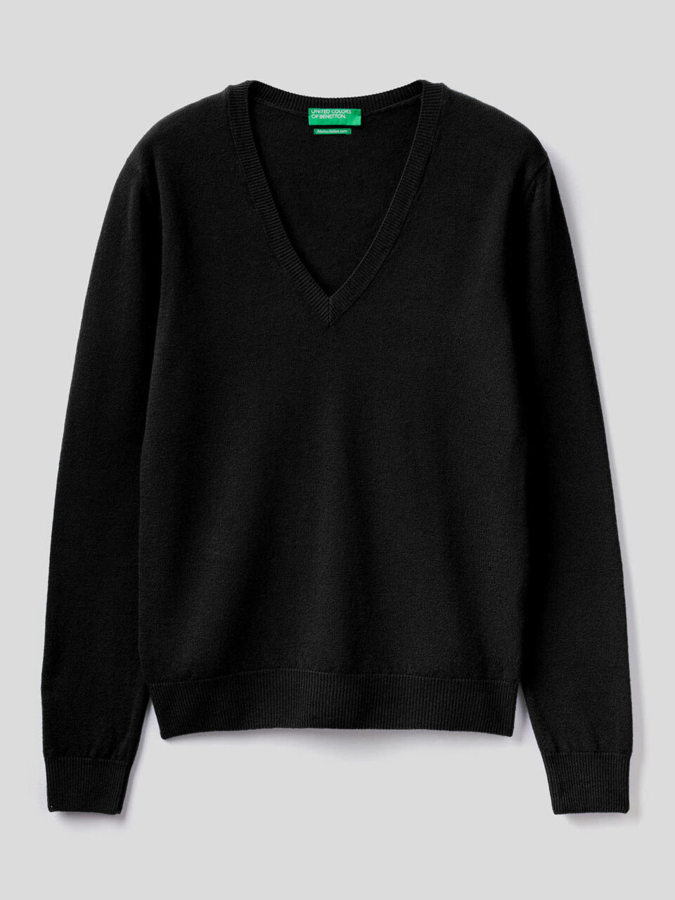V-neck sweater in pure virgin wool image number null