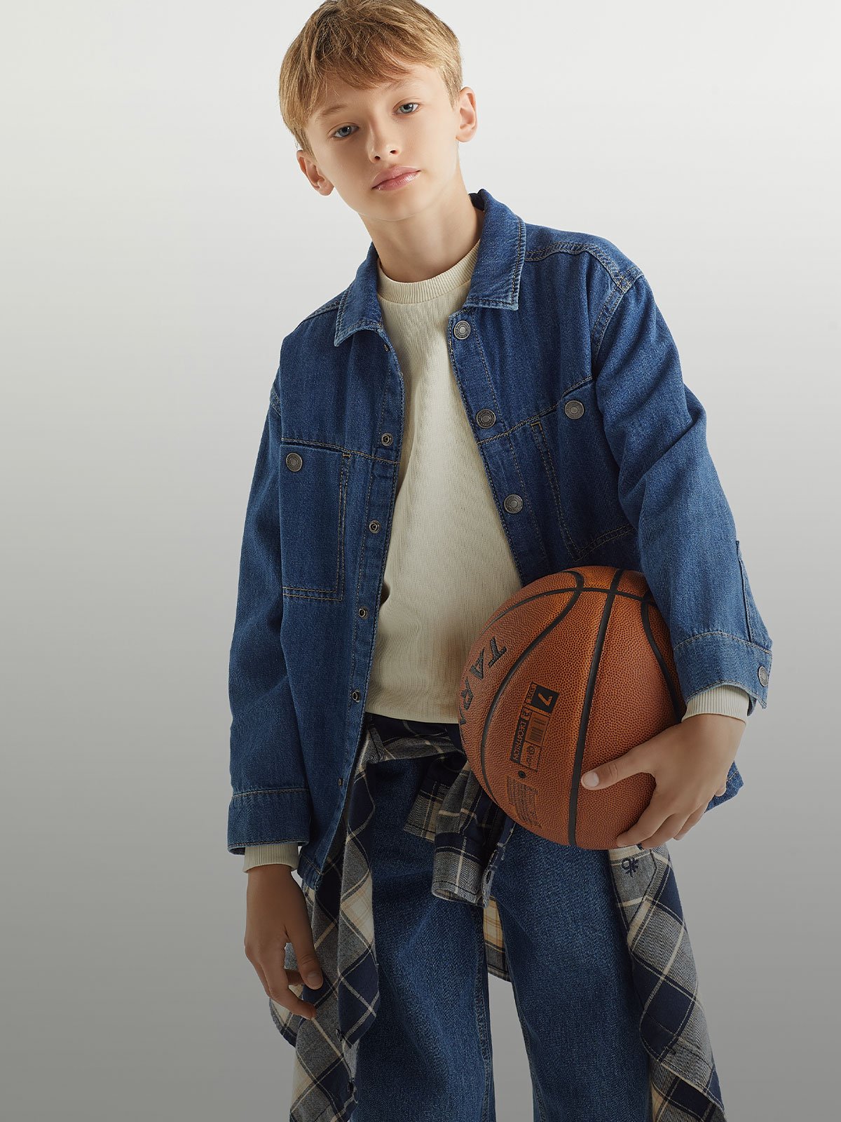 new arrivals <span class="text-l playful">junior boy</span> benetton